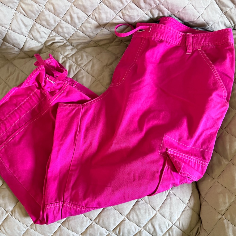 Pink capri